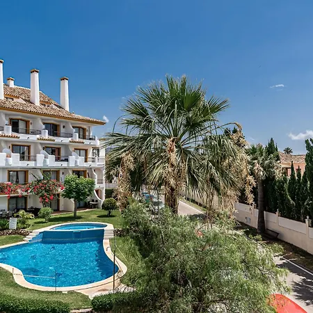 El Rosario Sunny Terrace In By Costarentals - Ref M6 Marbella